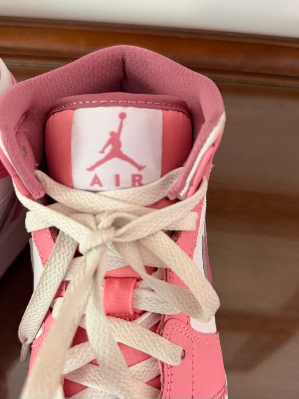 Air Jordan 1 Mid GS Arctic Pink White DQ8423-616 Youth 5.5Y Women’s 7 Sneakers - Picture 6 of 8